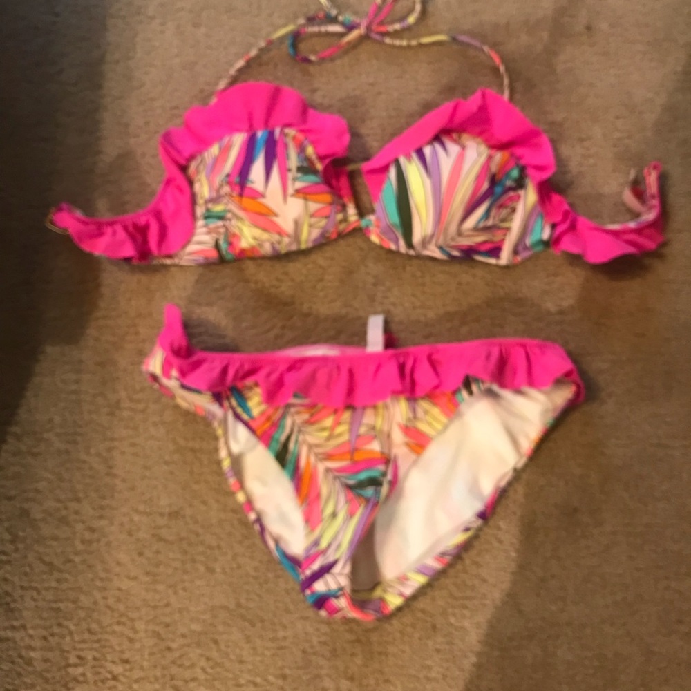Victoria’s Secret bikini